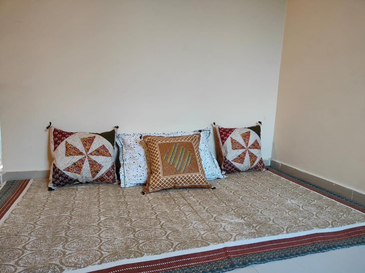 Aditya Homestay Bir-Billing Surrounded By Mountains Exterior photo